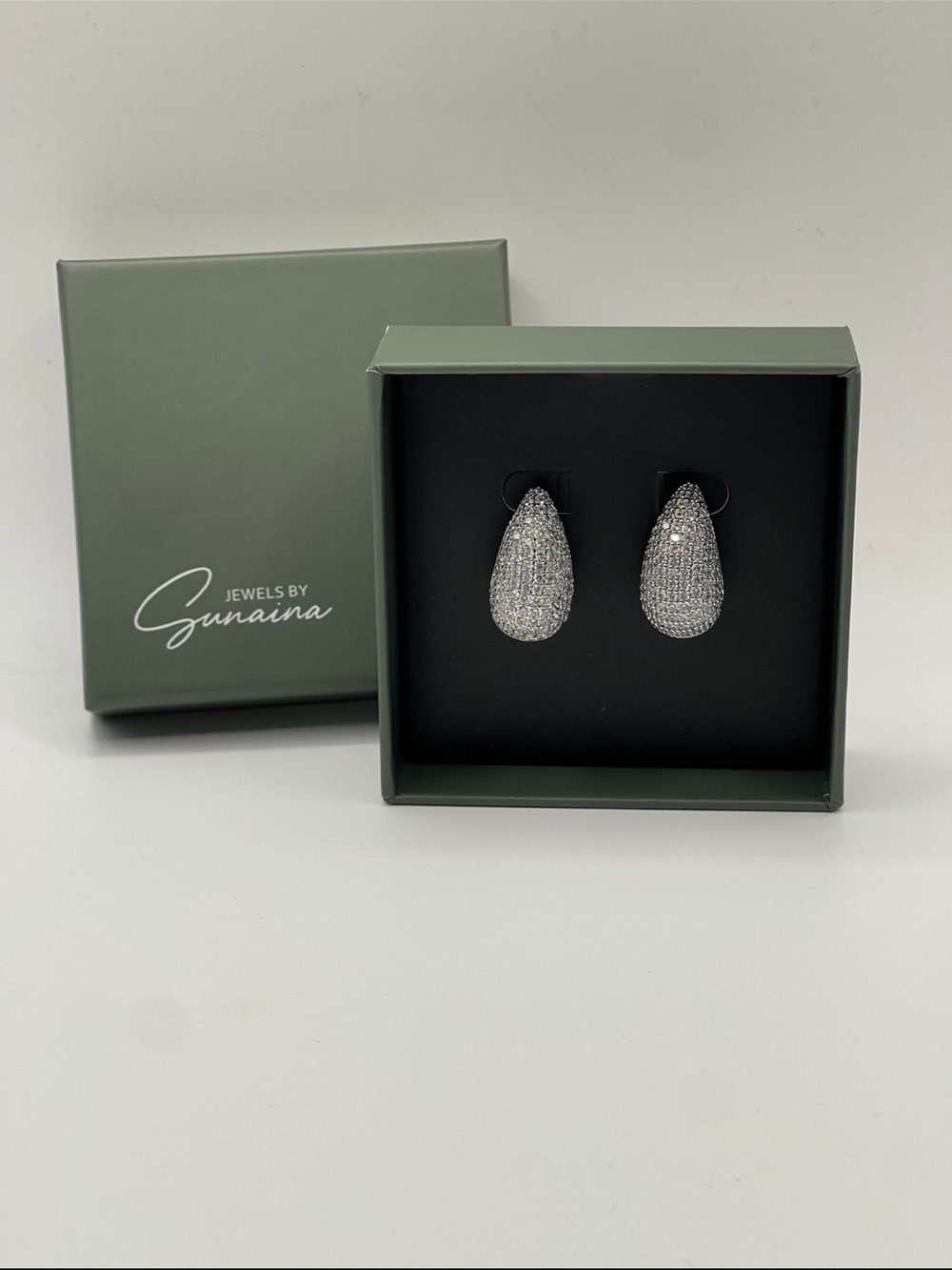 Jewels by Sunaina NARINA Silver Teardrop Stud Earrings NWT
